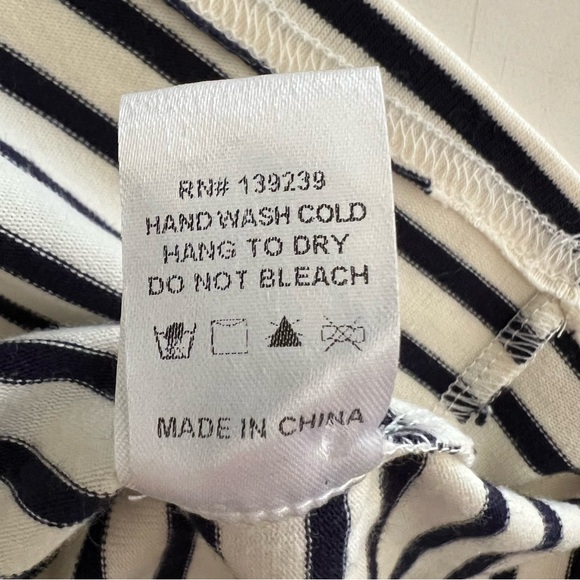 NWOT Tuckernuck POMANDER PLACE Navy Stripe Livia Puff Sleeve Top Size: Large - Picture 12 of 14